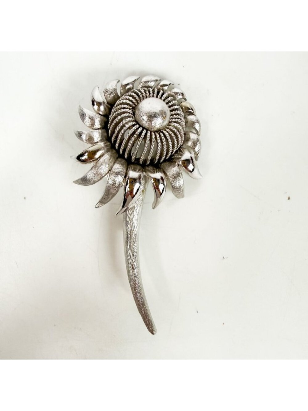 Vtg Coro Pegasus Brushed Silver Tone Sunflower Flower Brooch Brutalist Modernist